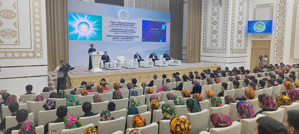 AN INTERNATIONAL YOUTH FORUM WAS HELD IN TURKMENISTAN